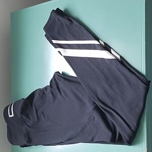 Tory Burch Chevron leggings in black